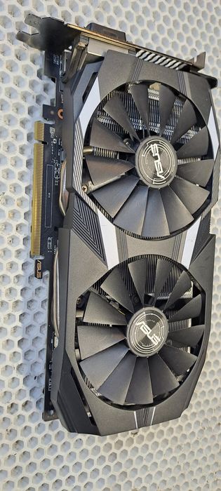 Видеокарта AMD ATI Radeon RX580 4Gb
