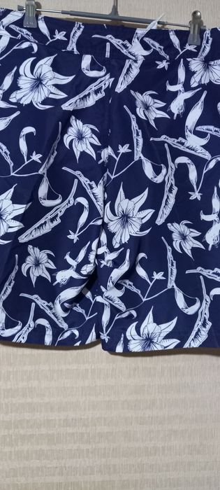 Спортивные шортый , 46 раз М ,