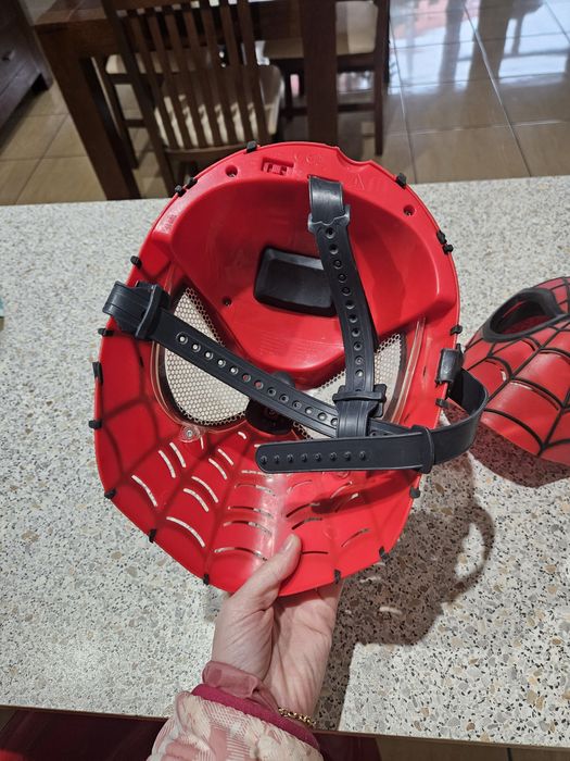 2 măști spider men
