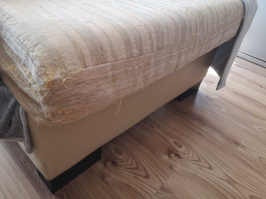 Диван, много удобен, 270 на 190 с.