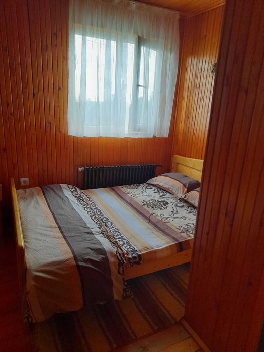 Închiriez cabana Margau