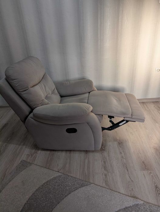 Диван и фотьойли