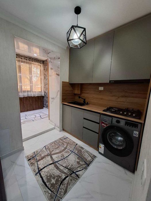 №3615. 1-хонали Уй Сотилади.