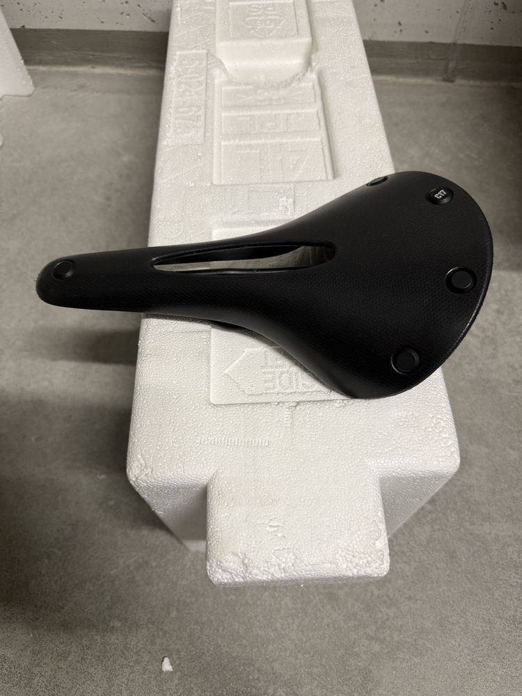 Brooks Cambium C17 All Weather Saddle седалка за байк черна