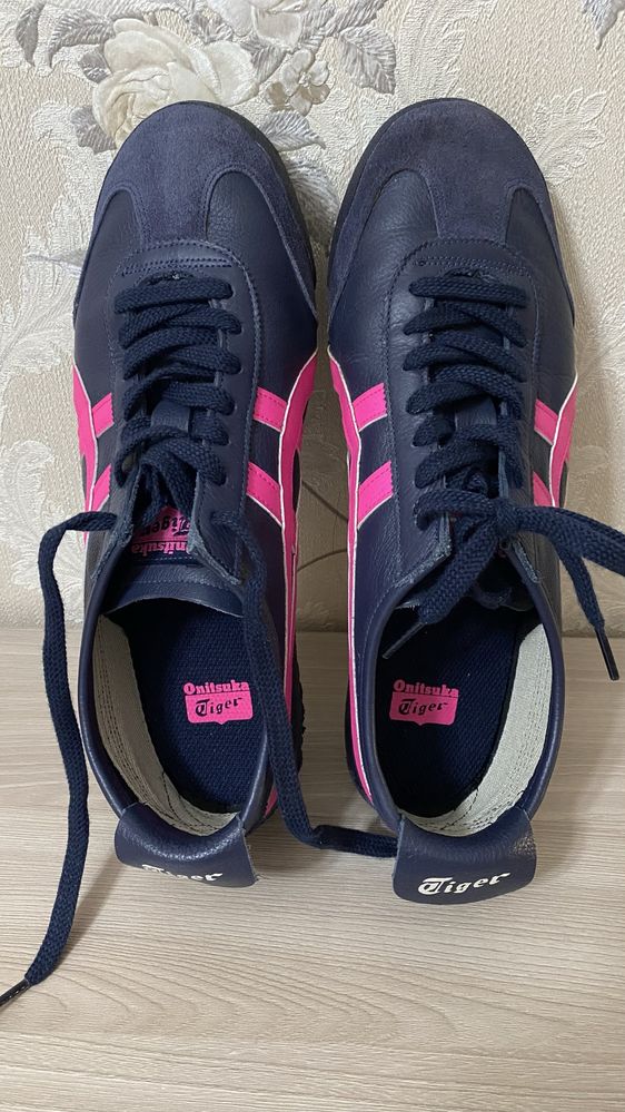 Кроссовки кожаные Asics. Оригинал!