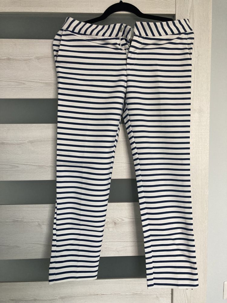 Pantaloni de vara 7/8 cu dungi bleumarin