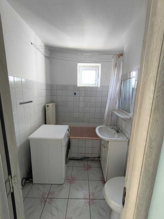 Apartament 4 camere decomandat confort 1, 2 bai, 2 balcoane, central