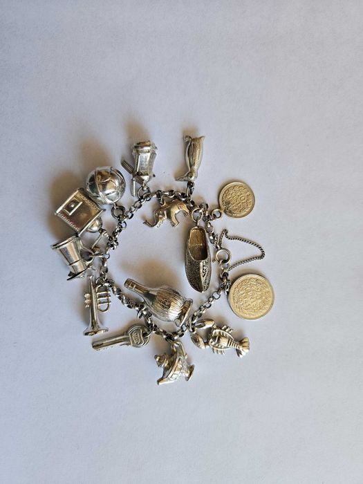 СРЕБЪРНА ГРИВНА С ТАЛИСМАНИ - .835 сребро - 2 броя