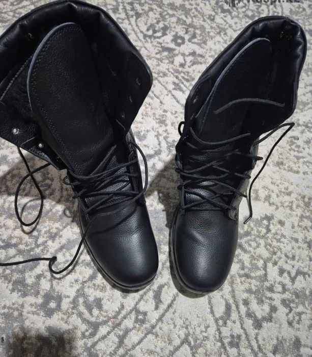 Продам берцы зимние