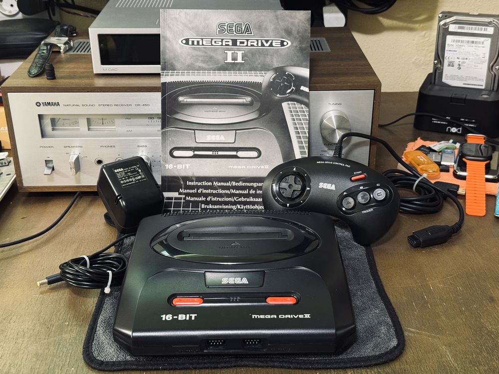 Sega Mega Drive 2 - ретро игрова конзола