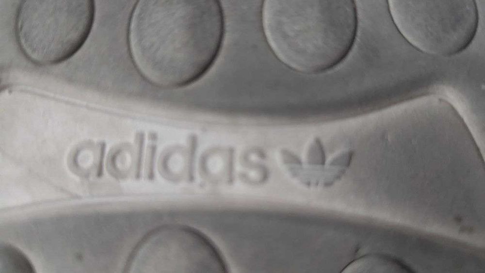 продам брендовые кроссы мужские