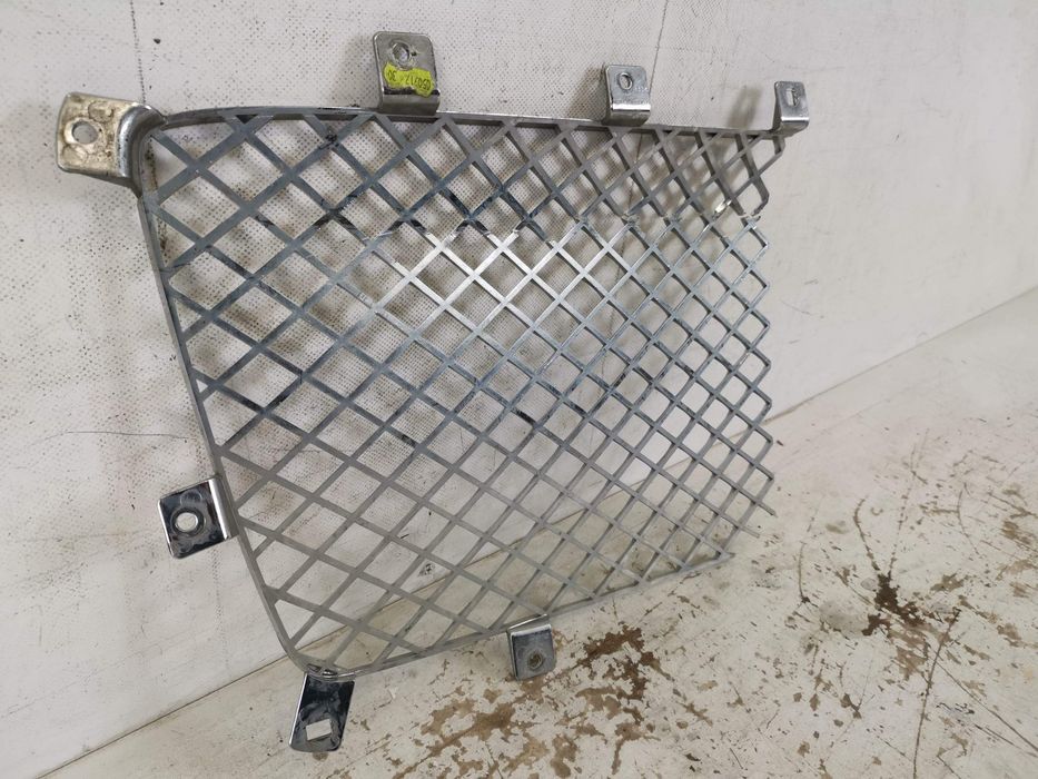 Централна решетка Ляв Бентли Бентайга / Bentley Bentayga Оригинална по