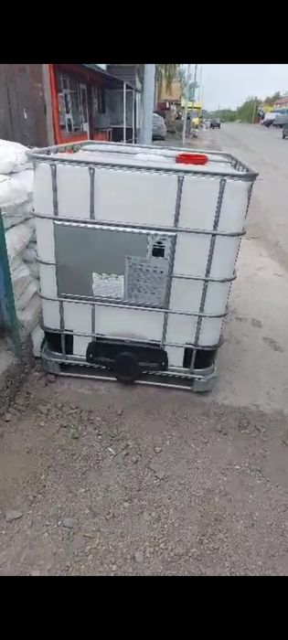 Еврокубы доставка бесплатно бочки 1000литр белые чёрные