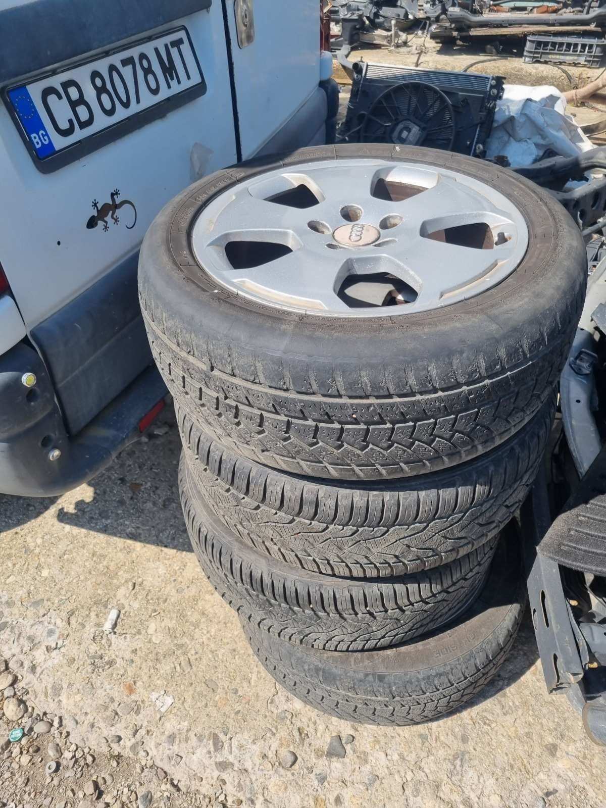 Лети джанти с гуми за AUDI A3 225/50/17