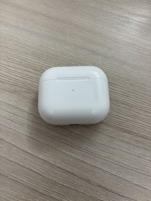 Airpods 3, кейс и левый наушник, оригинал