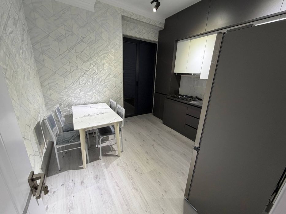 2/2/10 42м2 + балкон ЖК Vegas Tower новостройка