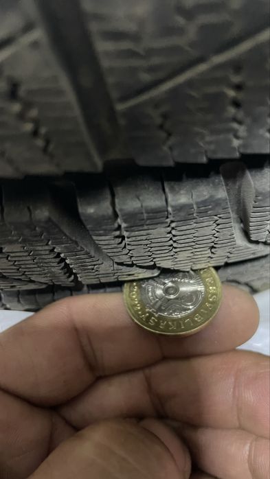 3 штук зимный шина размер 16  один сезон только каталось