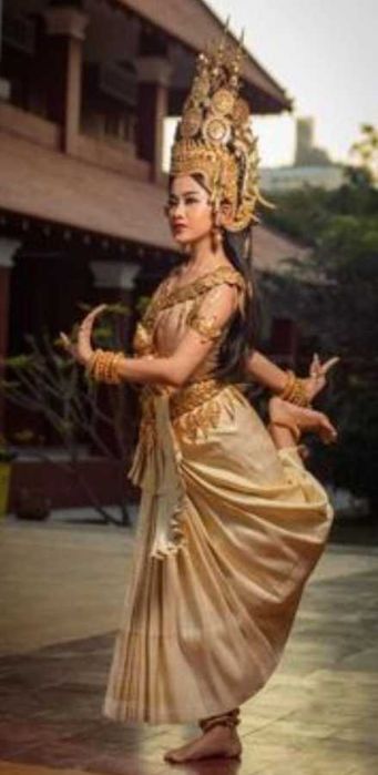 Прокат танцевальных традиционных костюмов