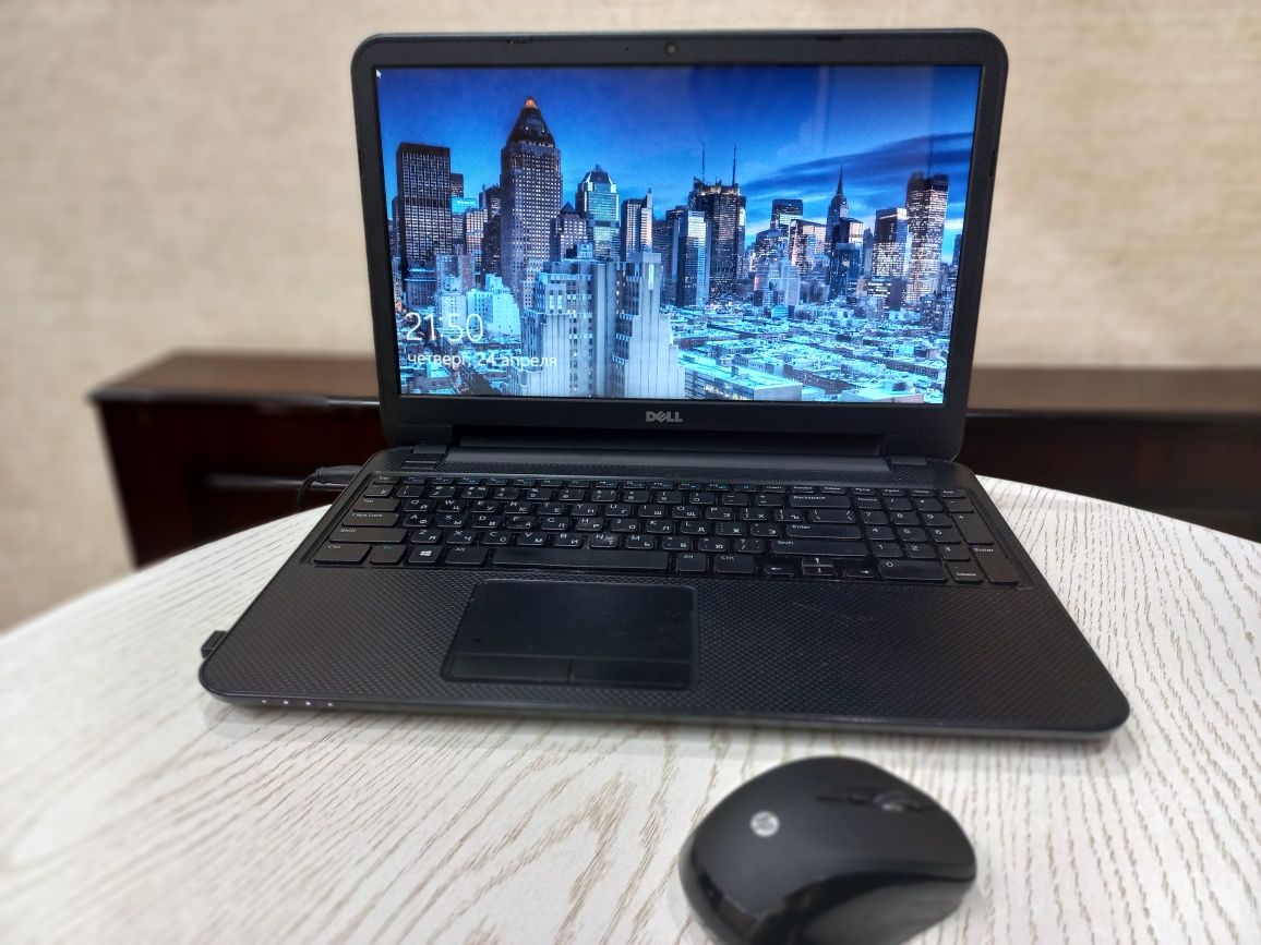 Ноутбук Dell inspiron