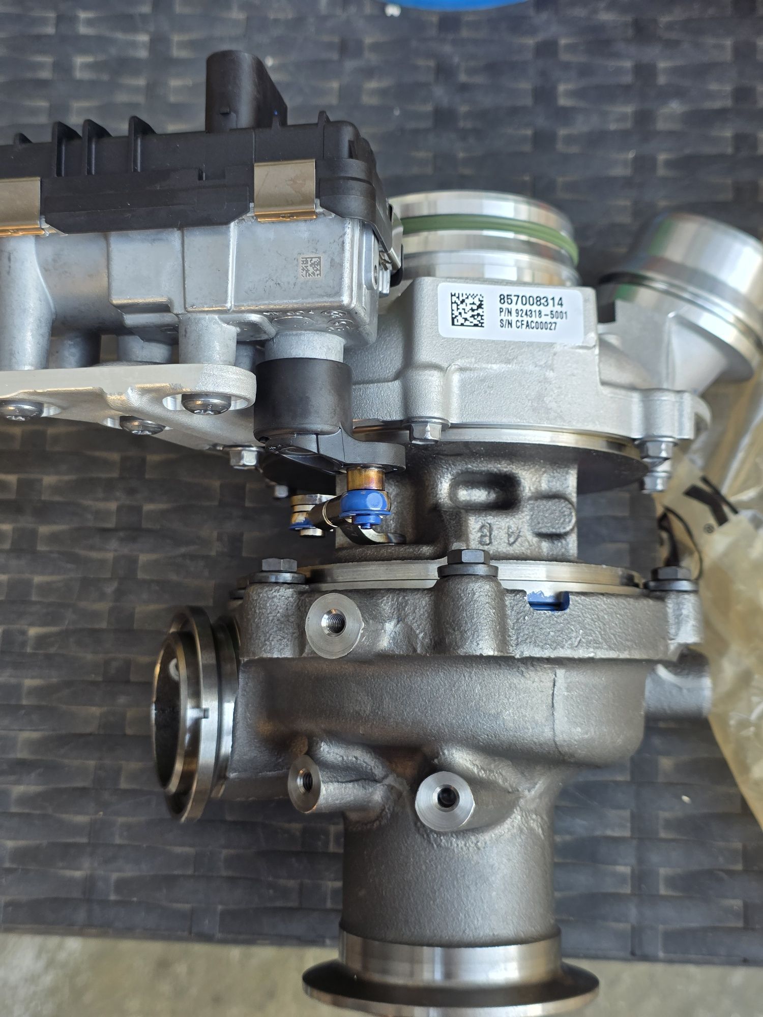 turbina bmw motor b47 2.0 tdi 8570083