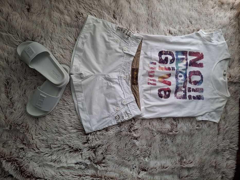 Pantaloni scurți de damă marimea S ,noi fărăetichetă. .