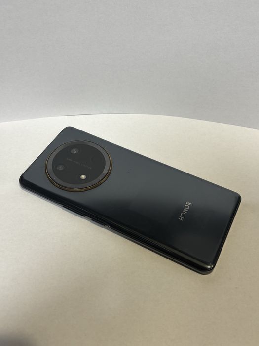 MDM vinde: Honor Magic7 Lite, 256GB, Titanium Black.