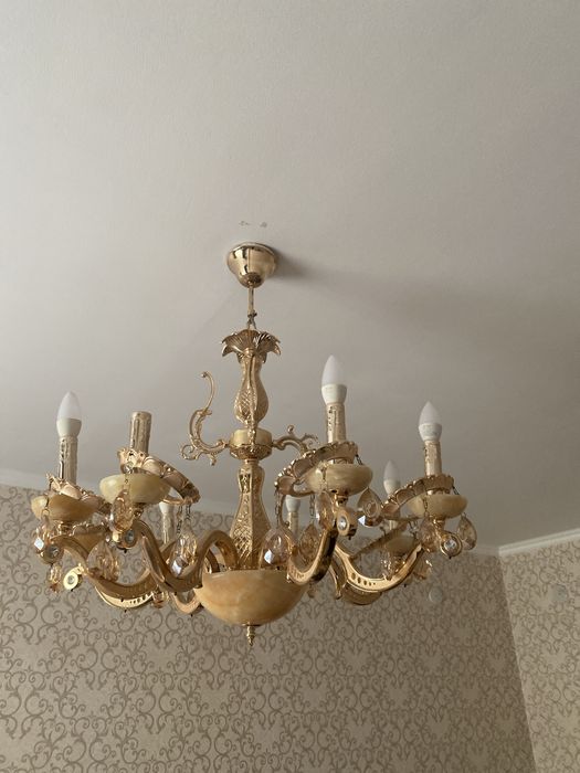 Продам люстру люстру люстру хорошом состоян.