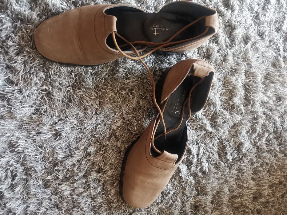 Дамски обувки нови