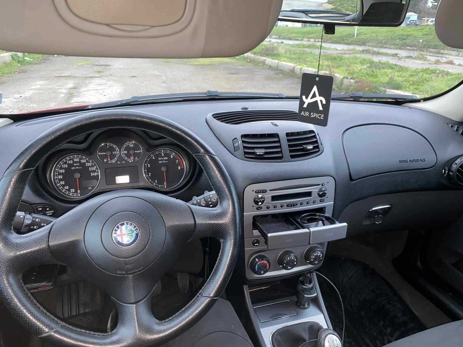 Alfa Romeo 147 1.6L Twin Spark