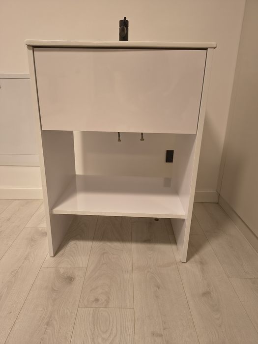 Set mobilier baie cu baterie neagra