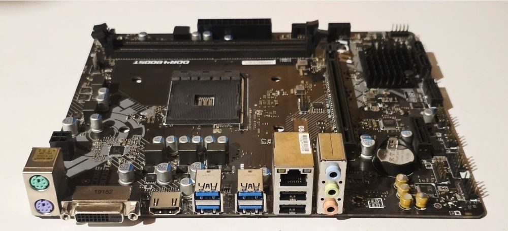 Kit gaming Ryzen 5 3600X 4.4GHz 12CPUs 16GB RAM 3200MHZ MSI A Pro MB