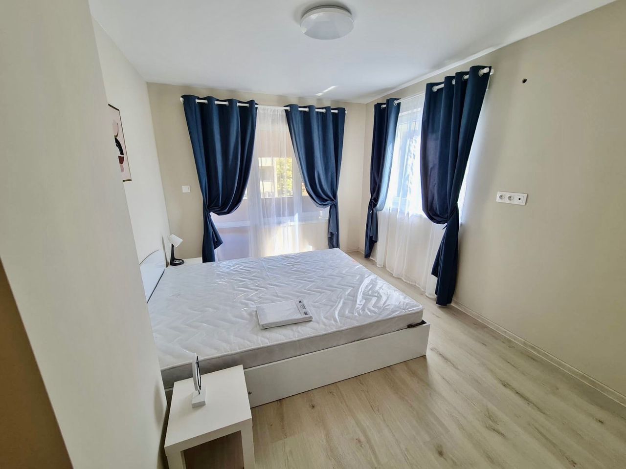 Дава се под наем Двустаен апартамент в Ямбол, Център - 56 кв.м за 306 € - Снимка #10