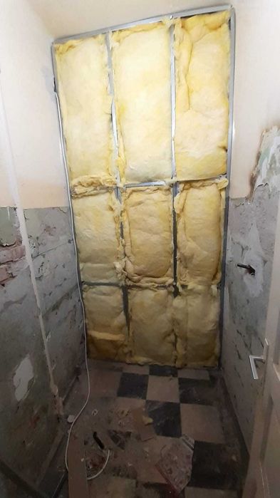 Amenajări interioare,exterioare,instalații electrice și termosanitare