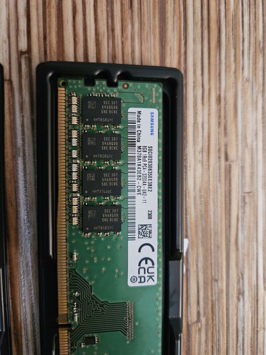 ОЗУ SAMSUNG DDR4 16GB x2 по 8gb