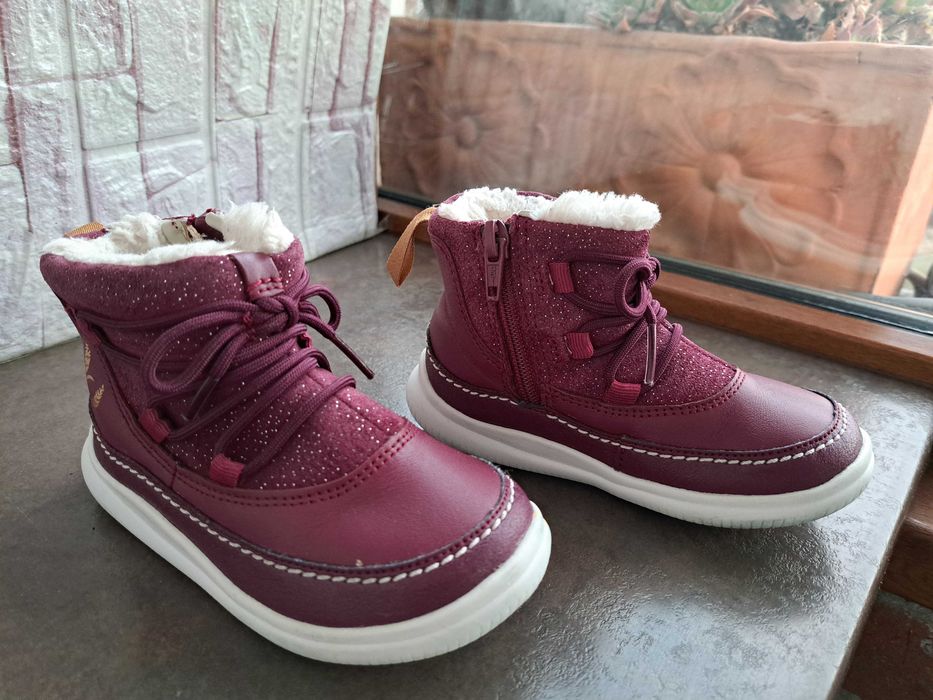 детски ботуши,зимни обувки,боти,Clarks,номер25 за момиче,кларкс
