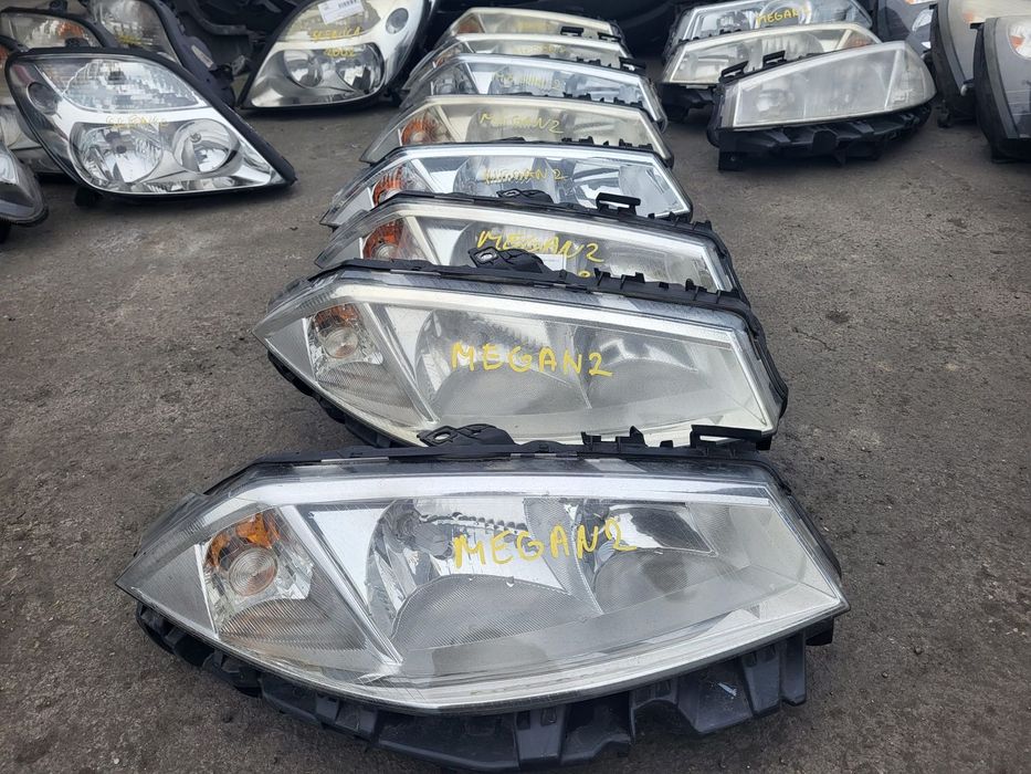 Faruri fara lupa Renault Megane 2 din 2005