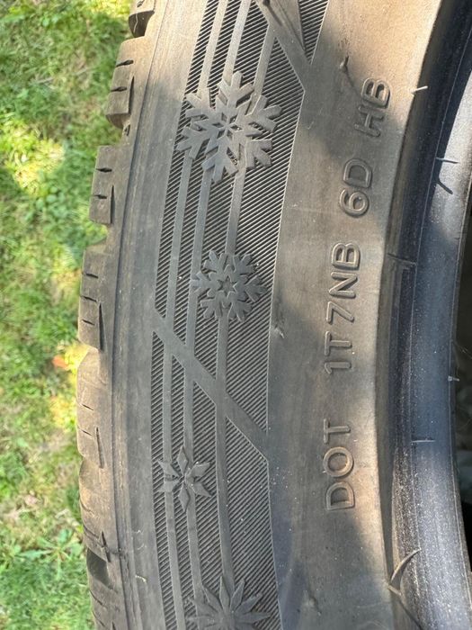 Cauciucuri iarna ca noi Hankook 255/45/R20 105V utilizate 1 sezon