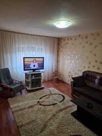 Inchiriez apartament 3 camere decomandate rovine