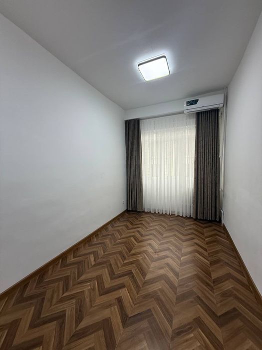 Аренда офиса в центре! Первая линия,70 м — лучший вариант в Яккасарае!