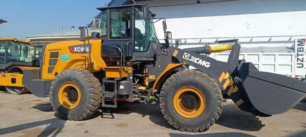 Продаётся фронтального погрузчика XCMG XC958 3.2 m3 джойстик 2024г.