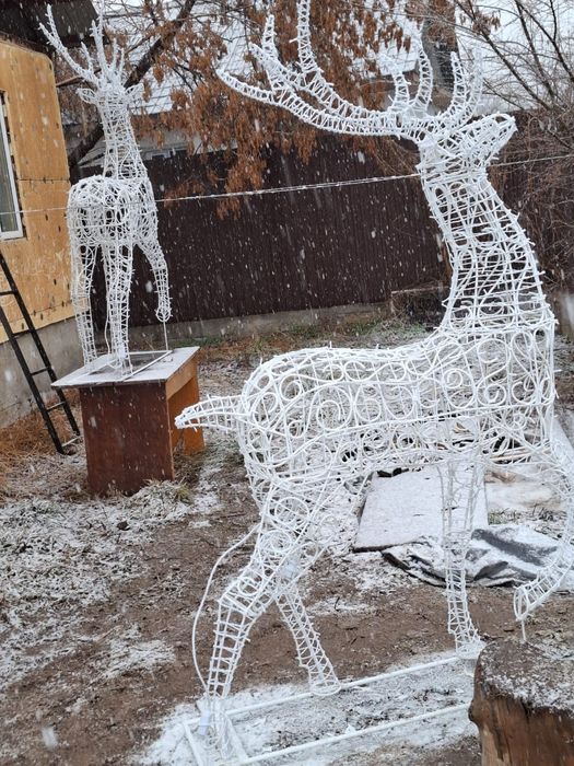 Олени новогодние