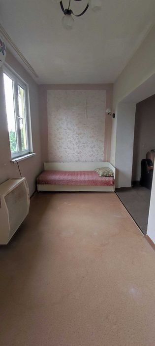 Продается (сотилади) 3х ком кв,на 4 этаже.по ул.Али-кушчи,ор Нихол