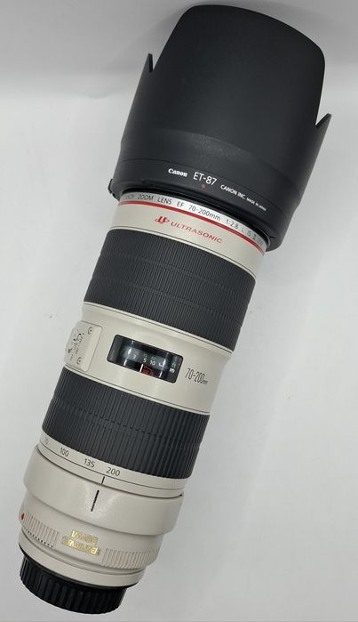 70-200mm F2.8 II usm sotiladi
