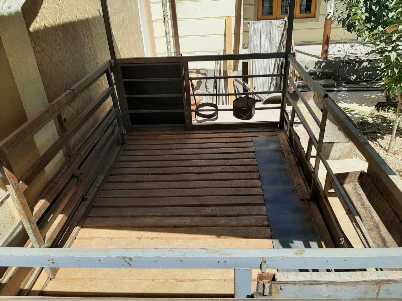 Tayyor qõyxona sotiladi