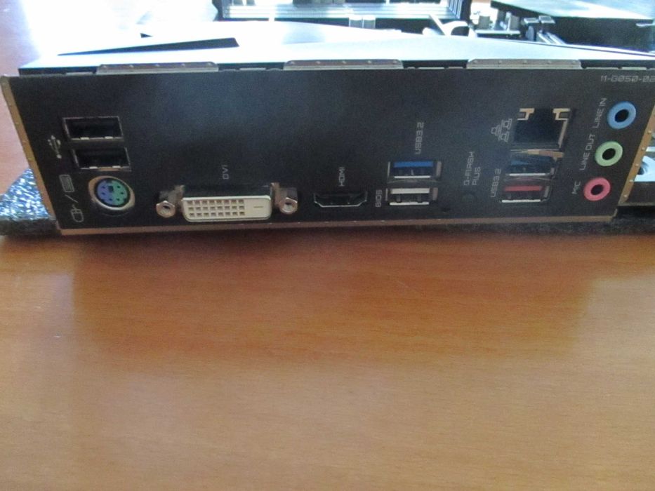 Дънна платка GIGABYTE B550 GAMING X V2, сокет АМ4