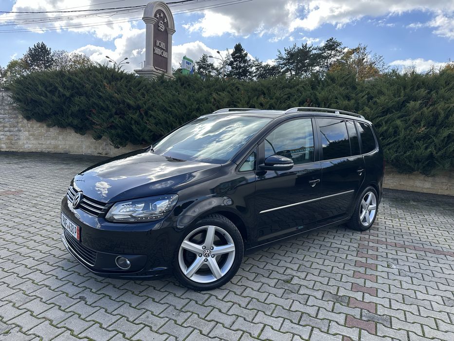 Volkswagen Touran 2.0 TDI 140 CP 7 Locuri/Xenon/Navi/Climatronic/Jante