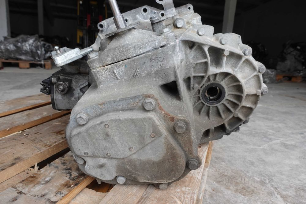 Cutie Viteze Manuala PentruMotor1,6iTHP200*5F03*200Cp Eu5Peugeot208GTI