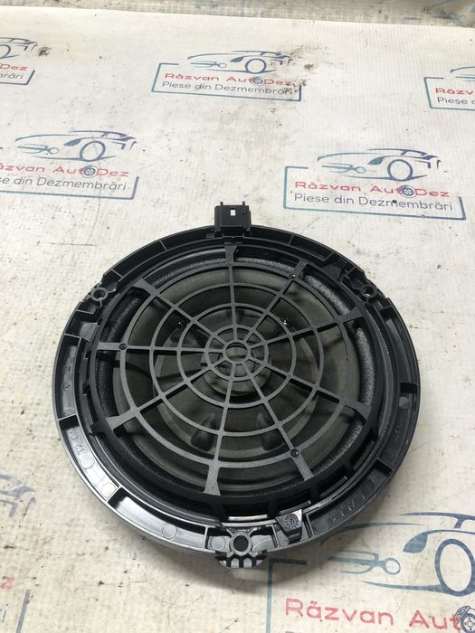 boxa stanga fata peugeot 3008 2017