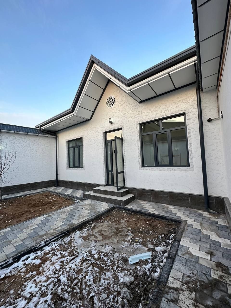 Срочно! Продажа. 4 ком, 2,5 сот. Массив Панльный
