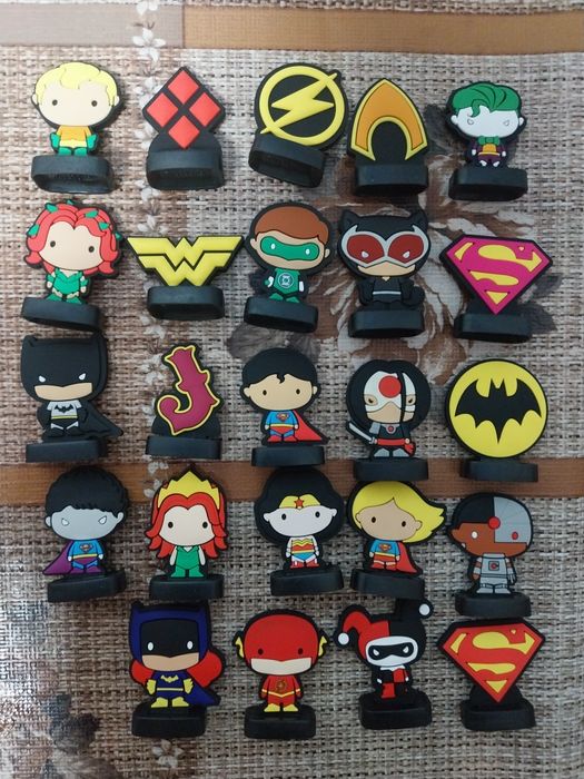 Vând colecție figurine supereroi Carrefour București